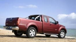 Nissan Navara King Cab - prawy bok