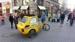 Polak, Węgier, dwa bratanki - jedni i drudzy muszą oszczędzać - Skoda Superb