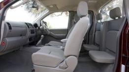 Nissan Navara King Cab - widok ogólny wnętrza