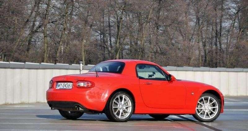 Mazda MX-5 - czerwone wasabi