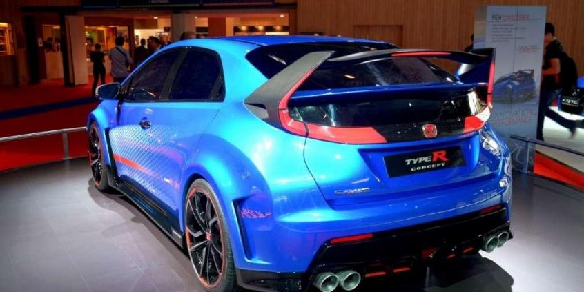 Nowi gracze na rynku kompaktów - relacja z Paryża