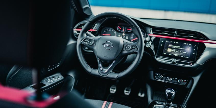 Nowy Opel Corsa GSi Line ma sportowy głośnik i trzy cylindry