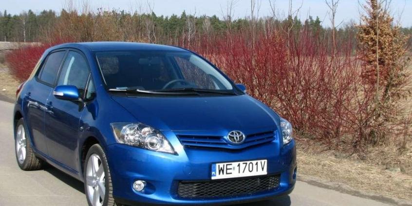 Toyota Auris 1,6 Valvematic - Klasa średnia
