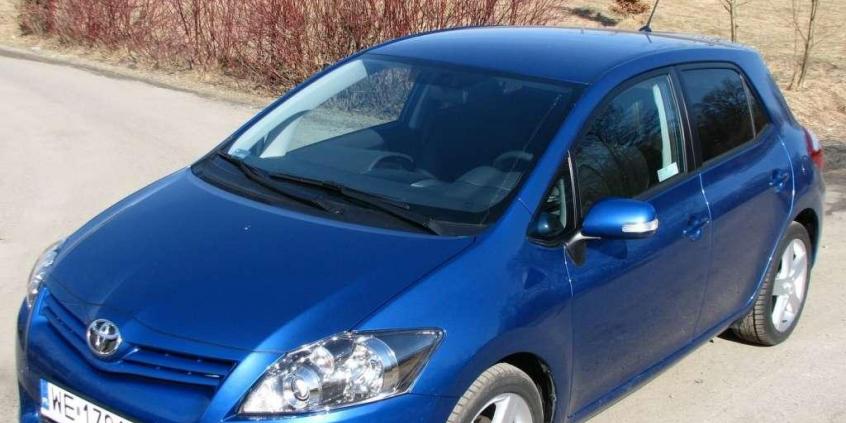 Toyota Auris 1,6 Valvematic - Klasa średnia