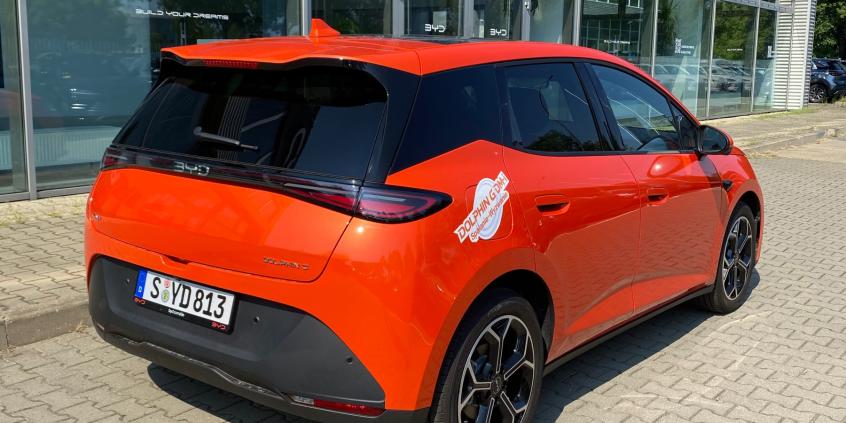 Test: BYD Dolphin G DM-i to miejski rodzynek. Ile pali hybryda plug-in z rozładowaną baterią?
