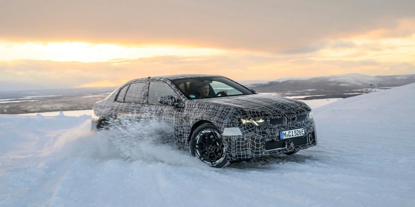 Nowe BMW i3 Neue Klasse: Oficjalne dane techniczne i finałowy szlif w Arktyce