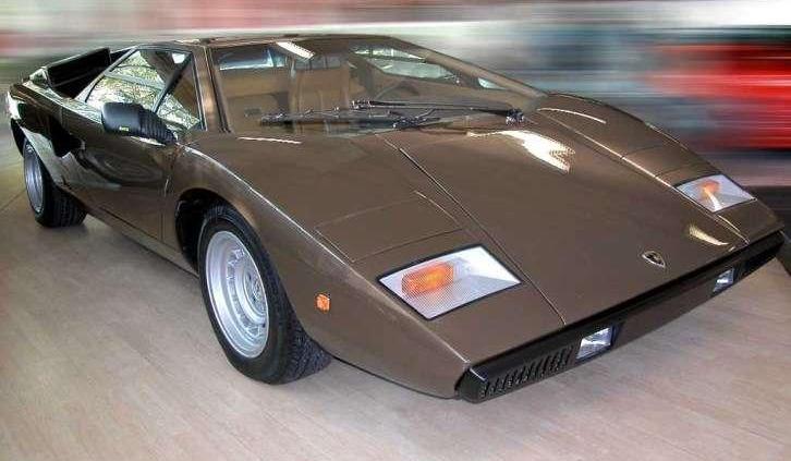 Wściekły byk - dzieło Ferruccio Lamborghiniego, wściekłego rolnika