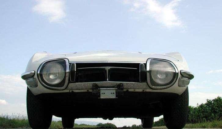 Żyje się tylko dwa razy