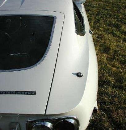 Żyje się tylko dwa razy