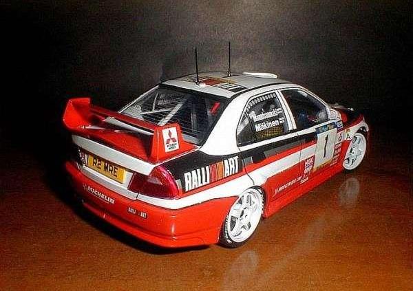 Groźny jak diabli, szybki jak błyskawica. Rajdowy potwór. Zwycięzca. - Mitsubishi Lancer Evolution