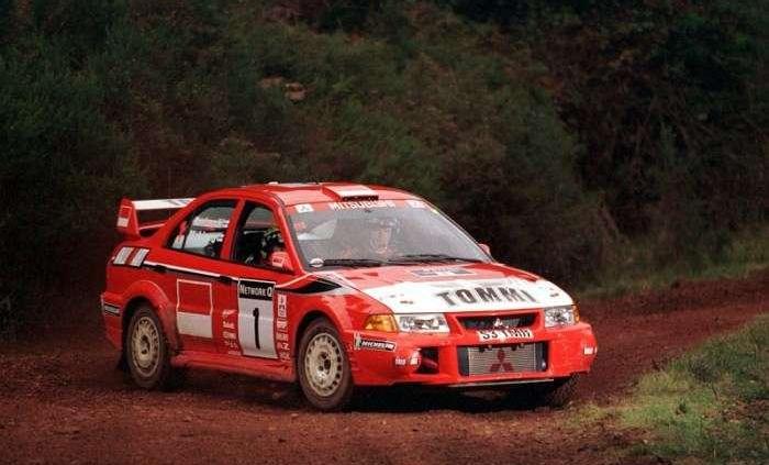 Groźny jak diabli, szybki jak błyskawica. Rajdowy potwór. Zwycięzca. - Mitsubishi Lancer Evolution