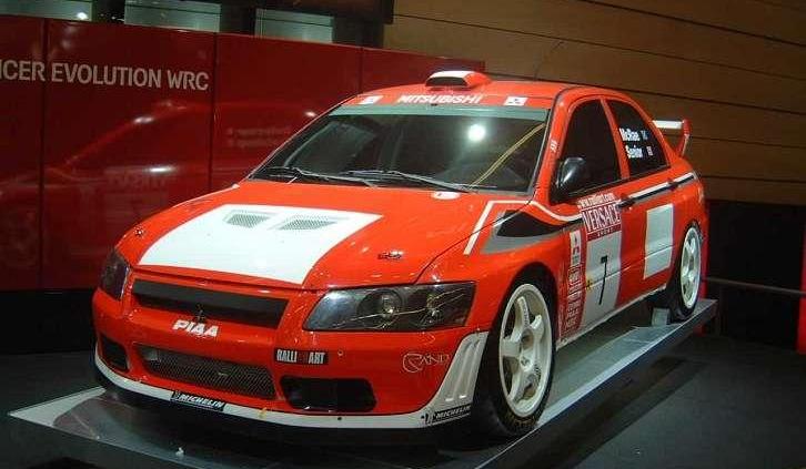 Groźny jak diabli, szybki jak błyskawica. Rajdowy potwór. Zwycięzca. - Mitsubishi Lancer Evolution