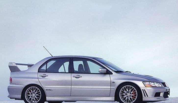 Groźny jak diabli, szybki jak błyskawica. Rajdowy potwór. Zwycięzca. - Mitsubishi Lancer Evolution