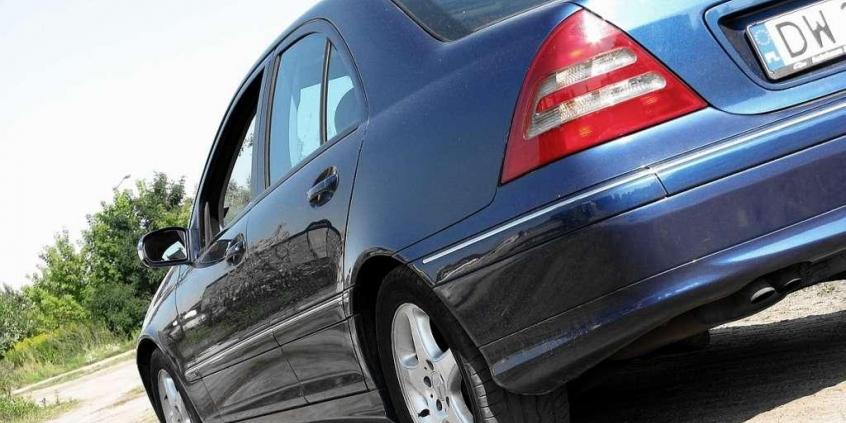 Szczypta luksusu, ale czy warta swojej ceny? - Mercedes Klasa C