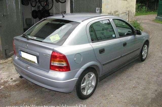 Od zawsze w cieniu konkurencji - Opel Astra G (1998-2009)