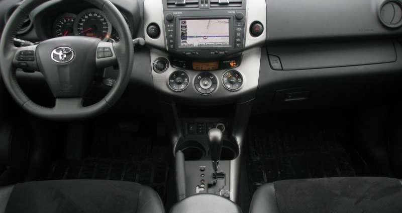 Na narty warto - Toyota RAV4