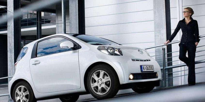 Toyota iQ - maleńka, ale jakże potężna
