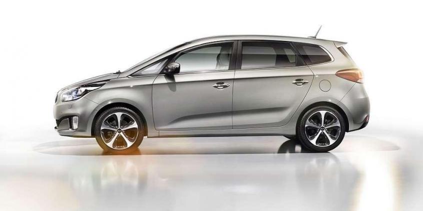 Nowa Kia Carens - wielofunkcyjny stryjek