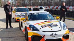 Premiera APEXWERK RACING: Pierwszy polski zespół na 24h Nürburgring i ich wyścigowa broń z wolnossącym silnikiem 3.8 B6