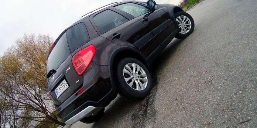 Suzuki SX4 Explore - więcej za mniej