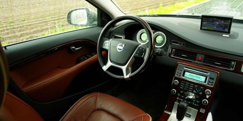 Szwedzki urok burżuazji - Volvo S80 T6 AWD Executive