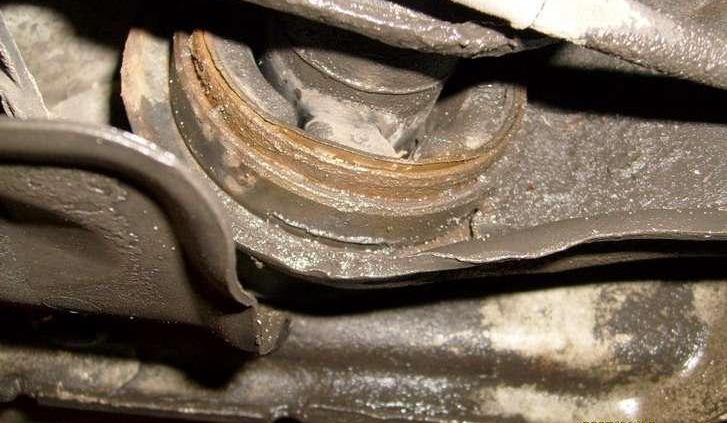 Opis techniczny Mitsubishi Carisma