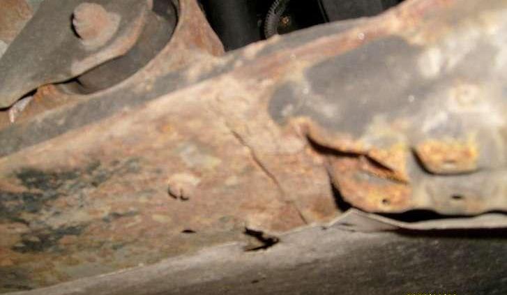 Opis techniczny Mitsubishi Carisma