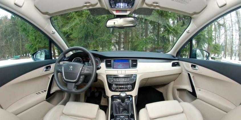 Peugeot 508 2.0 HDI Allure - francuska klasa średnia