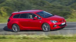 Opel Astra IV Sports Tourer Facelifting BiTurbo - prawy bok