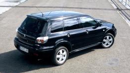 Mitsubishi Outlander Turbo - prawy bok