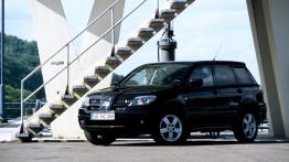 Mitsubishi Outlander Turbo - lewy bok