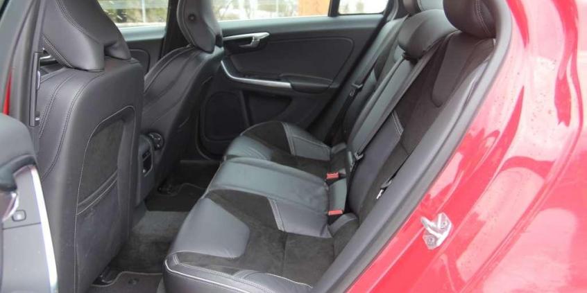 Volvo S60 D4 R-Design - pozory mylą