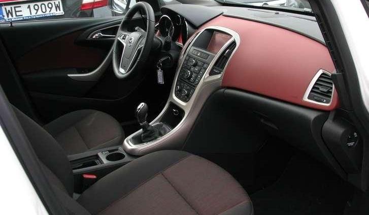 Astra EcoFlex - urodziwa i oszczędna