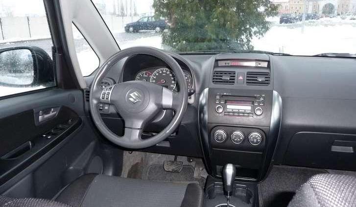 Suzuki SX4 sedan 1.6 2 WD