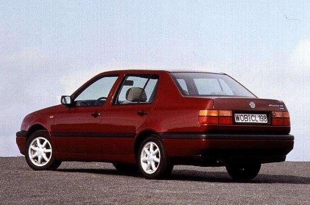 Volkswagen Vento - Golf z &amp;quot;zadkiem&amp;quot;