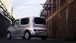 Nissan Cube - widok z tyłu