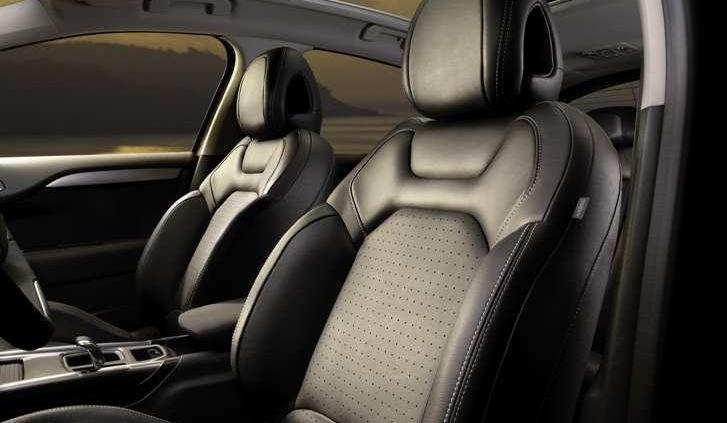 Tonowanie stylu i unowocześnianie wyposażenia - Citroen C4