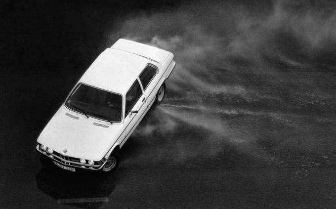 BMW 3 E21 - zalążek legendy