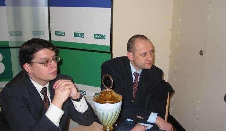 Puchary i nagrody dla dziennikarzy