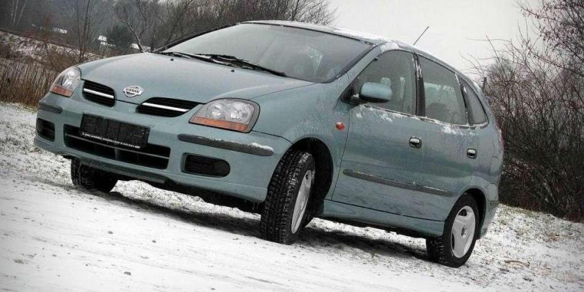 Nissan Almera Tino - francuski Japończyk