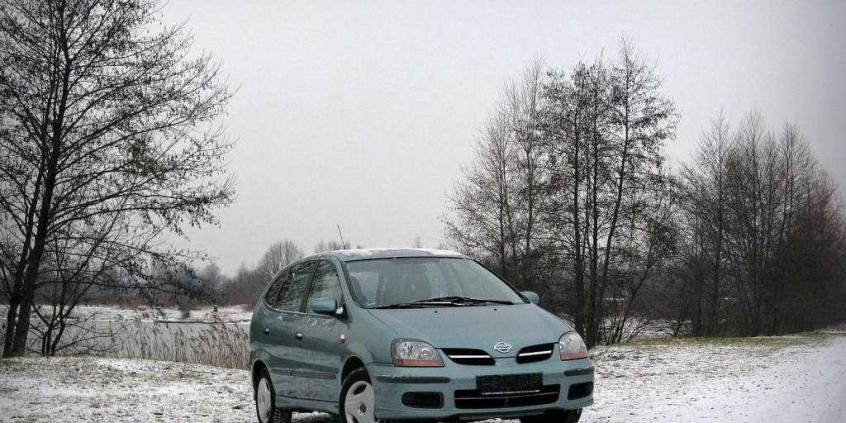 Nissan Almera Tino - francuski Japończyk