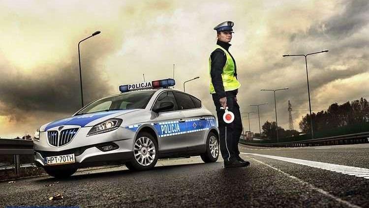 TOP 10 | Niezwykłe radiowozy