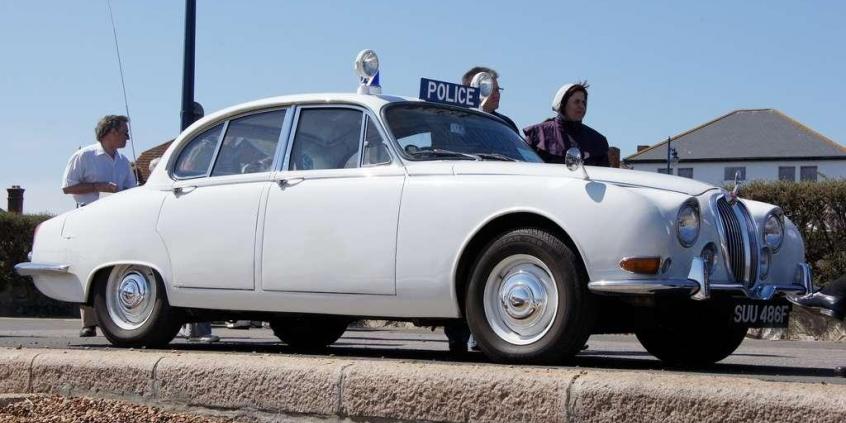 TOP 10 | Niezwykłe radiowozy