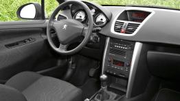 Peugeot 207 Kombi - kokpit
