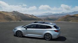 Toyota pokazała Corollę kombi