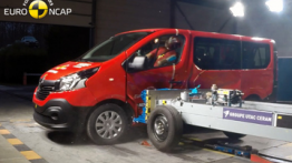 Opel Vivaro na bazie Renault Trafic dCi 115 Combi,