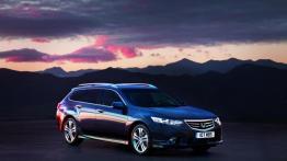 Honda Accord 2011 kombi - prawy bok