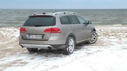 Volkswagen Passat Alltrack - uniwersalne kombi