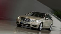 Mercedes E 250 CDI W212 kombi - widok z przodu