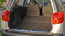 Peugeot 207 Kombi - tył - bagażnik otwarty